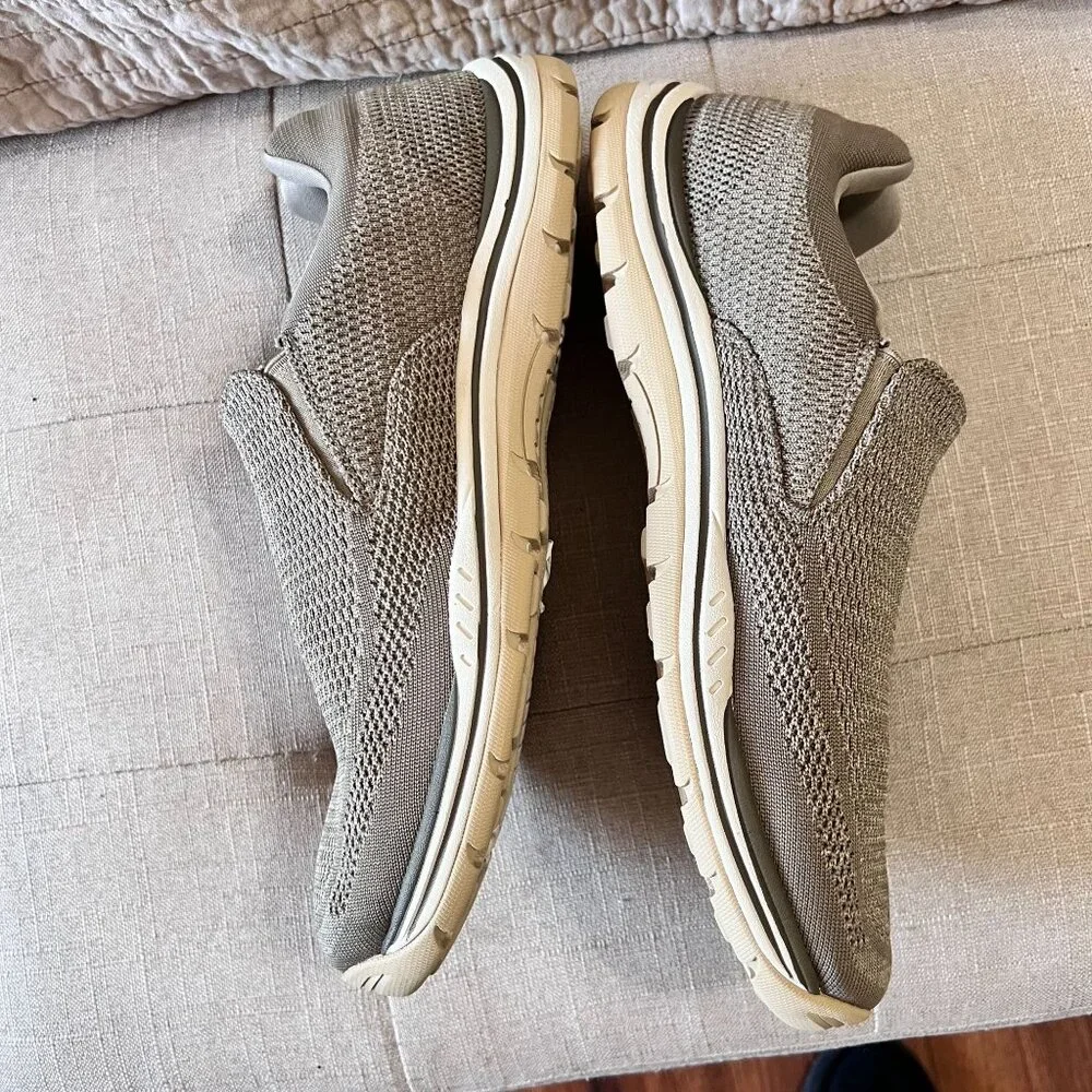 Skechers Mens expected Gomel Beige Round toe Slip on size 12